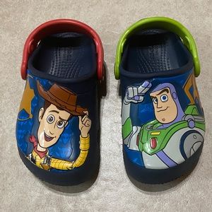 Toy Story Crocs C9 Child size 9 Buzz Woody Boy Girl Shoes Slides Clogs